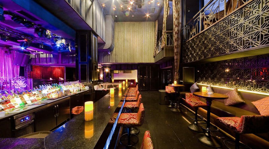 Luxury Travel Vietnam, Cocktails History and After Dark Seduction